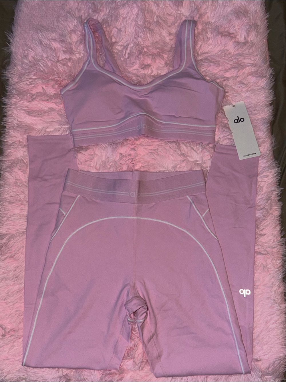 ALO Yoga Pink Seamless Sports Bra & Leggings Set